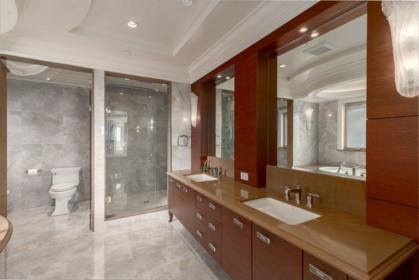 Aerial View of 1167 Eyremount Drive, West Vancouver, BC