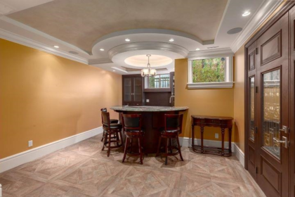 Entry Foyer Photo of 1167 Eyremount Drive, West Vancouver, BC