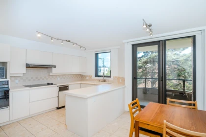 302 2189 W 42nd Avenue, Vancouver, BC, Vancouver — Apartment/Condo for sale