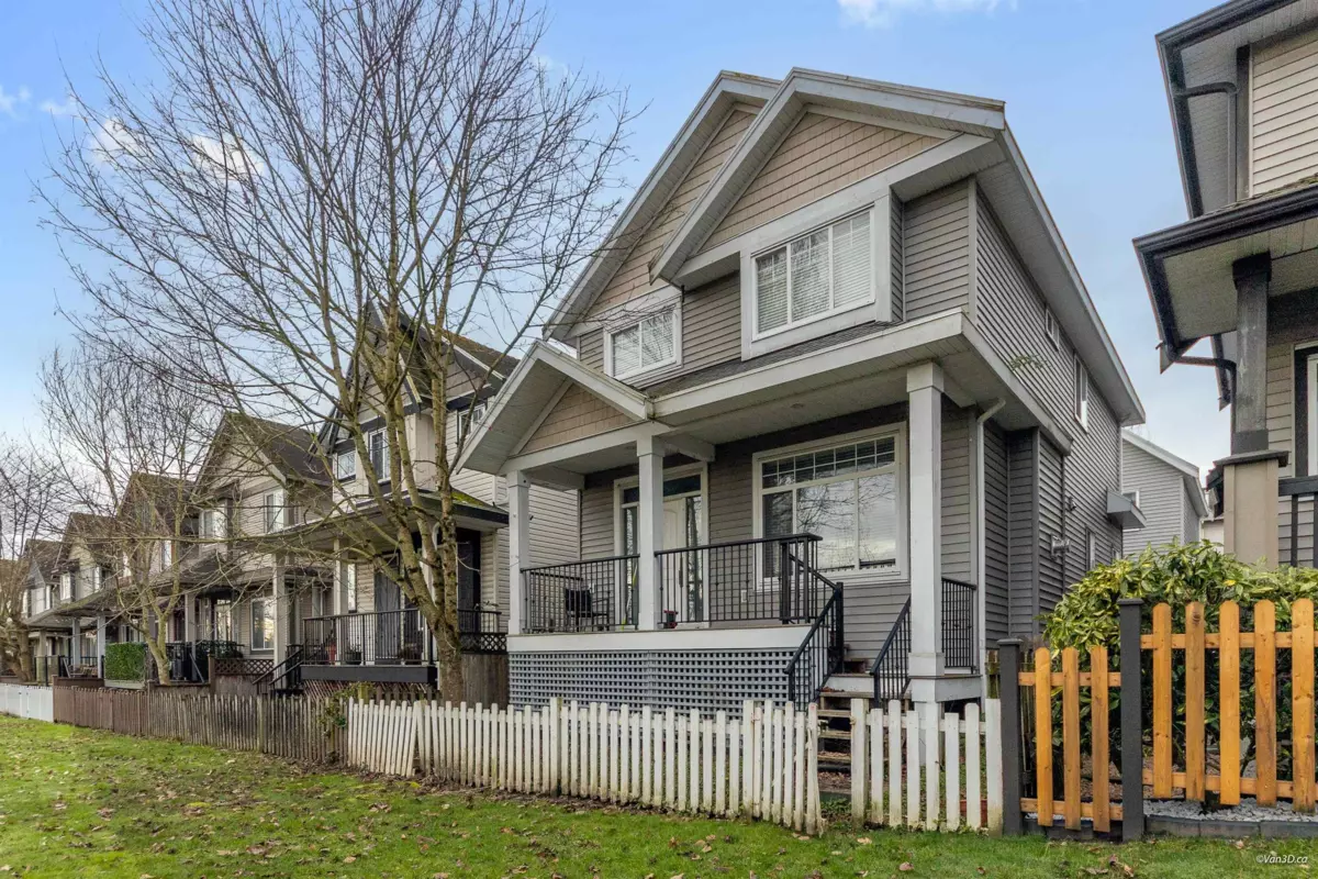 Exterior Rear Photo of 6686 195 Street, Surrey, BC