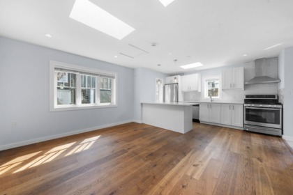 339 E 41st Avenue, Vancouver, BC, Vancouver — Single Family Residence for sale