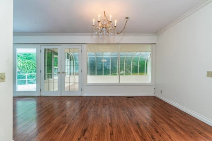 Breakfast Nook Photo of 5725 Cranley Drive, West Vancouver, BC
