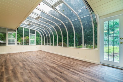 Entry Foyer Photo of 5725 Cranley Drive, West Vancouver, BC