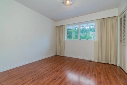 Outdoor Deck Photo of 5725 Cranley Drive, West Vancouver, BC