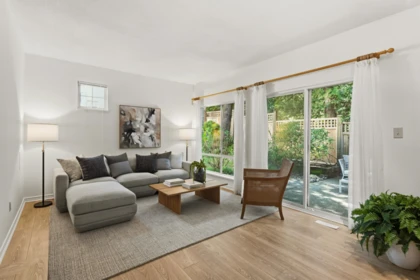 10 3939 Indian River Drive, North Vancouver, BC, North Vancouver — Townhouse for sale