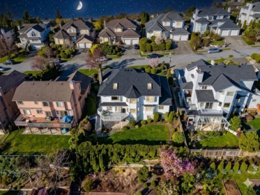 580 Clearwater Way, Coquitlam, BC, Coquitlam — Single Family Residence for sale