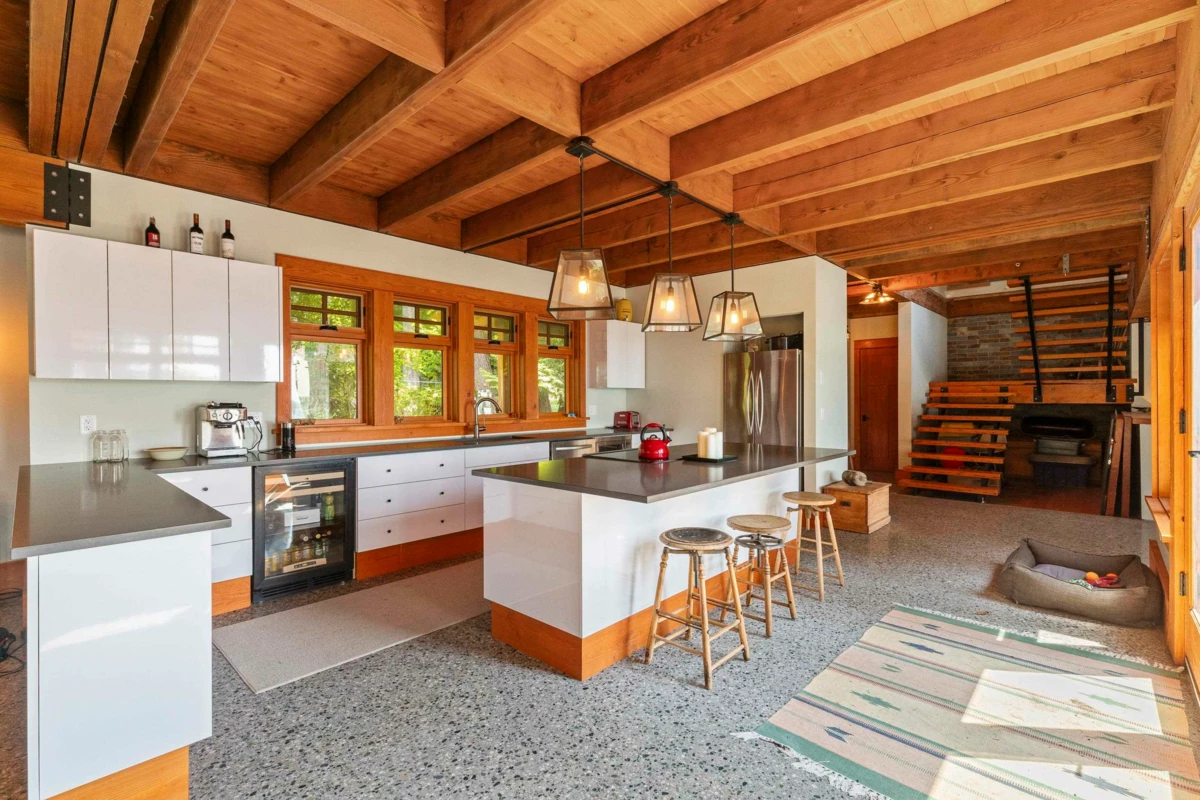 Family Room Photo of 329 Esplanade Road, Keats Island, BC