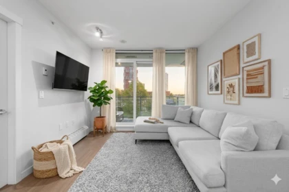 511 3281 E Kent Avenue North Avenue, Vancouver, BC, Vancouver — Apartment/Condo for sale