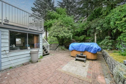 Garden / Landscaping Photo of 7740 Allman Street, Burnaby, BC