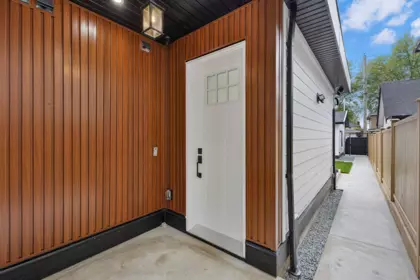 2 182 Ontario Place, Vancouver, BC, Vancouver — Half Duplex for sale