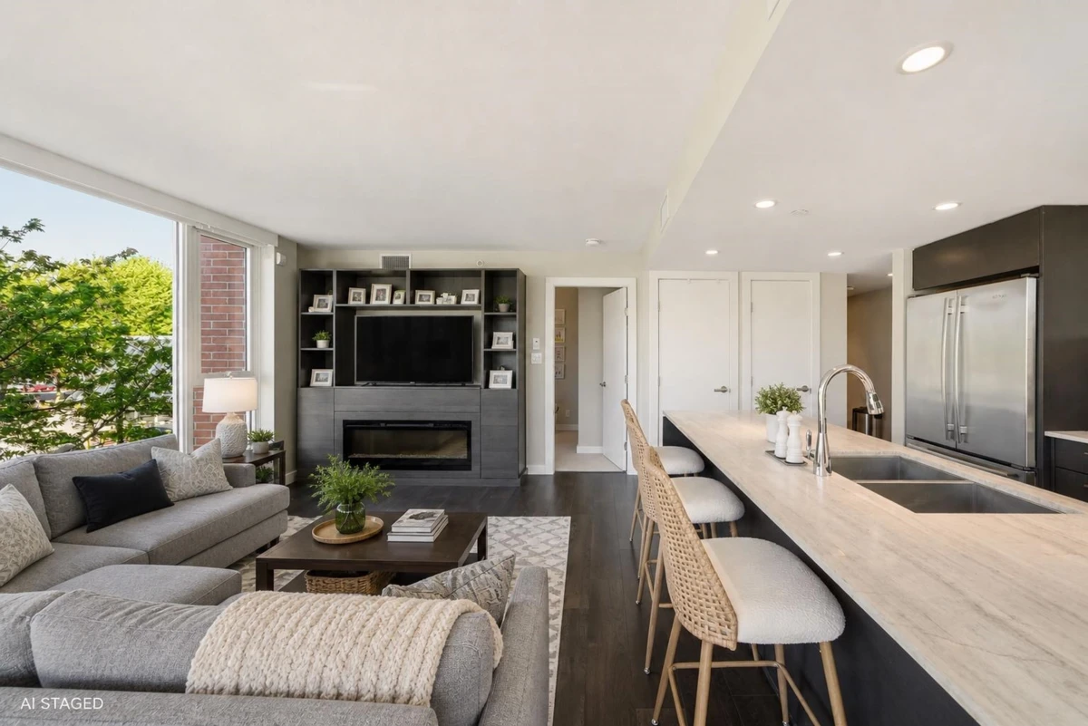 Family Room Photo of 312 1618 Quebec Street, Vancouver, BC