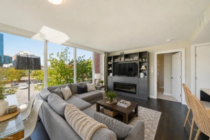 Breakfast Nook Photo of 312 1618 Quebec Street, Vancouver, BC