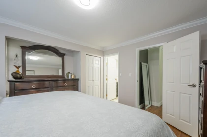 Entry Foyer Photo of 4898 205a Street, Langley, BC