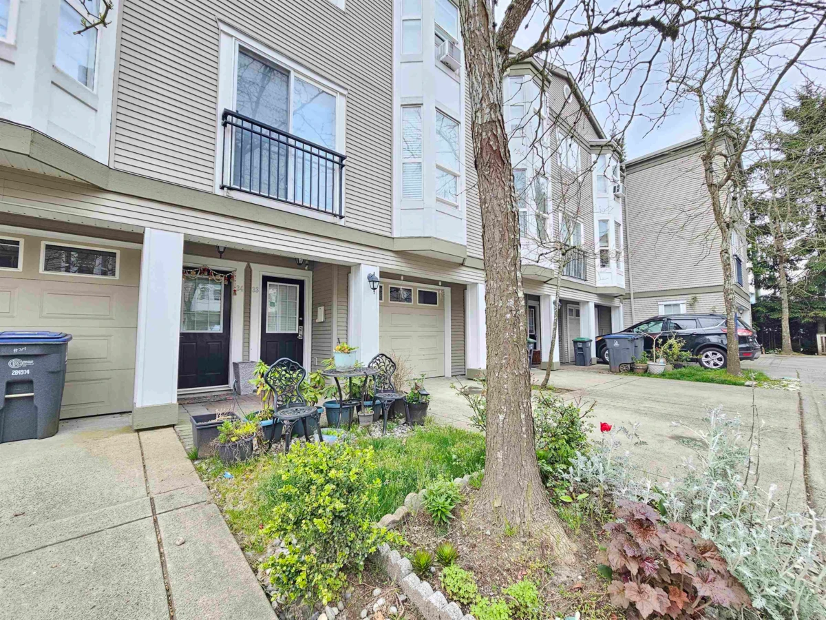 Exterior Rear Photo of 33 9559 130a Street, Surrey, BC
