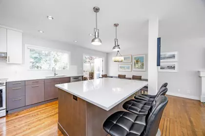 1388 E 20th Street, North Vancouver, BC, North Vancouver — Single Family Residence for sale