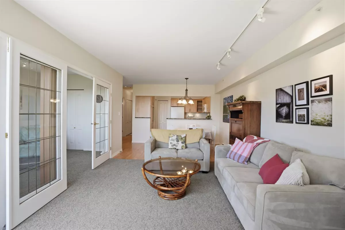 Dining Area Photo of 302 5780 Trail Avenue, Sechelt, BC