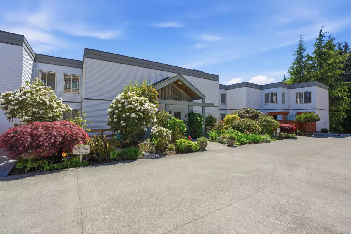 Exterior Rear Photo of 302 5780 Trail Avenue, Sechelt, BC