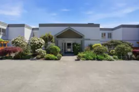 302 5780 Trail Avenue, Sechelt, BC