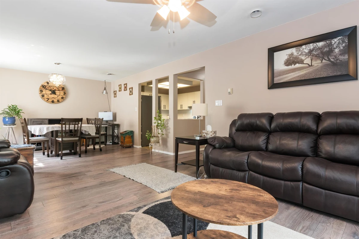 Dining Area Photo of 6 455 Rupert Street, Hope, BC