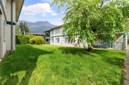 Backyard Photo of 6 455 Rupert Street, Hope, BC
