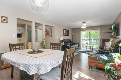 Breakfast Nook Photo of 6 455 Rupert Street, Hope, BC