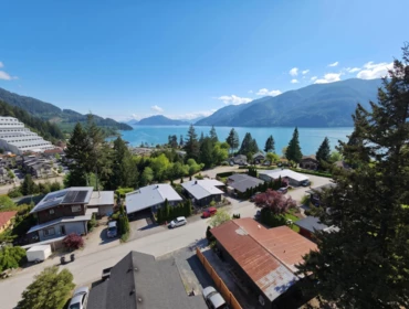 Outdoor Kitchen Photo of 624 Lower Crescent, Britannia Beach, BC