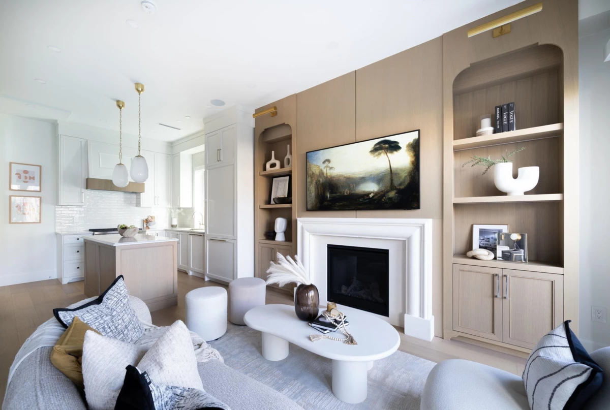 Living Room Photo of 1 864 E 16th Avenue, Vancouver, BC