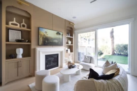 1 864 E 16th Avenue, Vancouver, BC