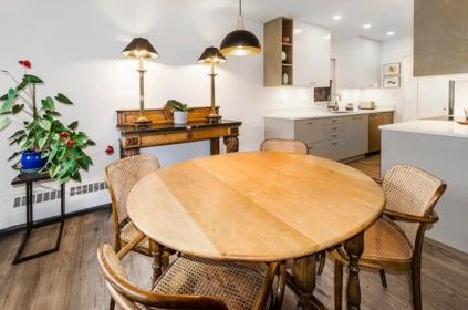 Kitchen Photo of 211 235 Keith Road, West Vancouver, BC