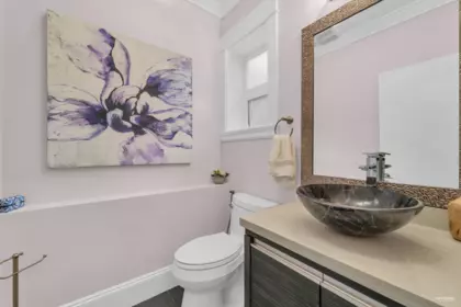 Hallway Photo of 2567 Lawson Avenue, West Vancouver, BC