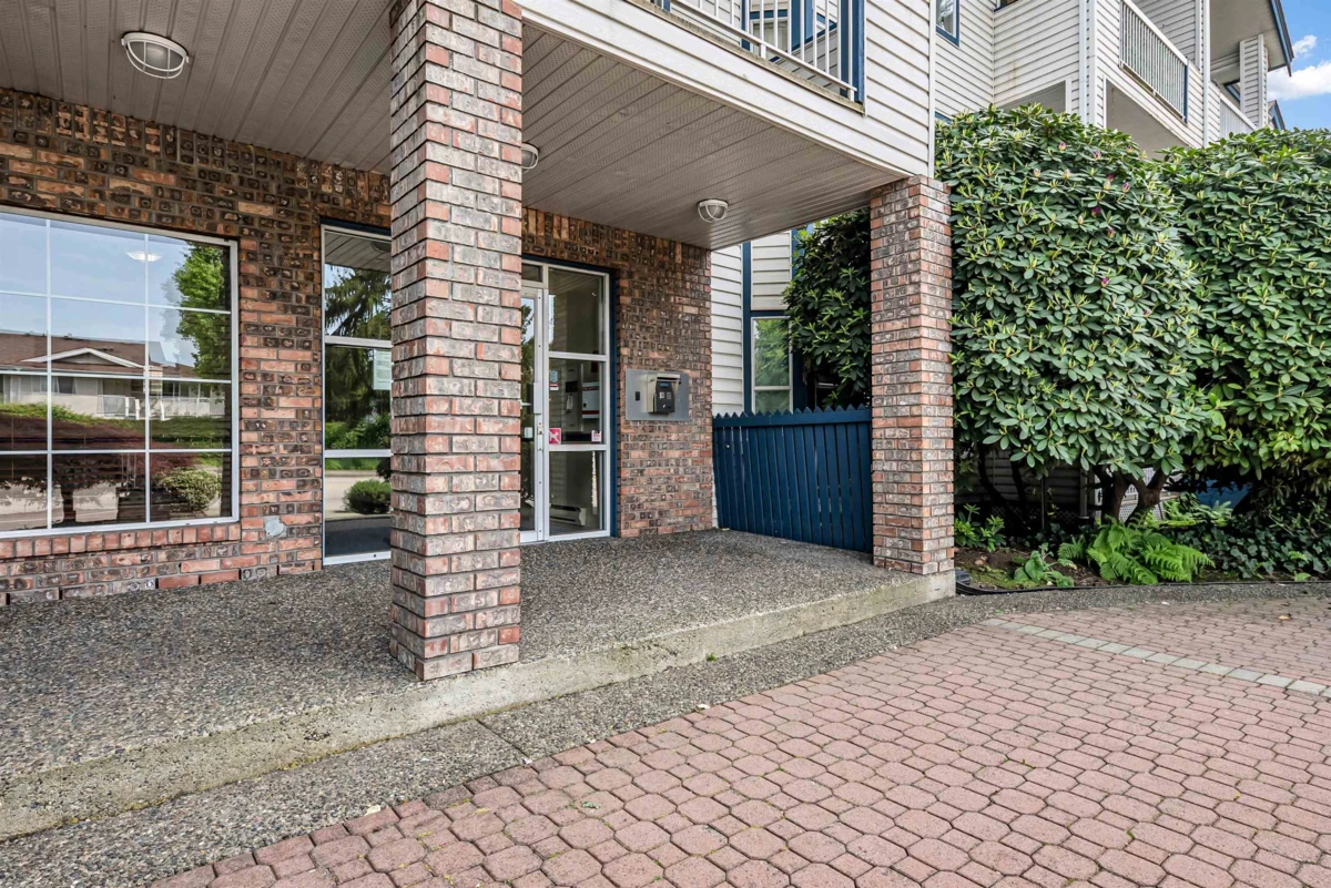 Exterior Rear Photo of 212 13918 72 Avenue, Surrey, BC