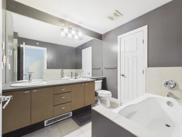 Hallway Photo of 83 15833 26 Avenue, Surrey, BC
