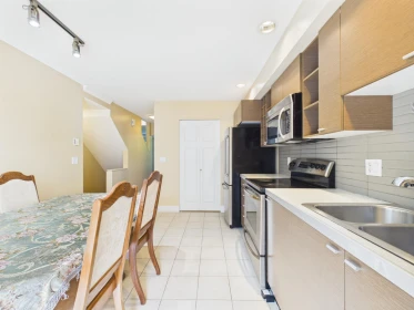 Kitchen Island Photo of 83 15833 26 Avenue, Surrey, BC