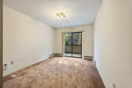 Entry Foyer Photo of 7889 Woodhurst Drive, Burnaby, BC