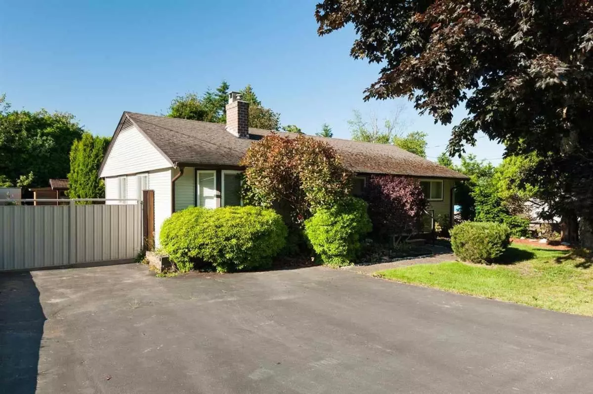 Exterior Rear Photo of 15661 Roper Avenue, White Rock, BC