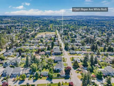 Backyard Photo of 15661 Roper Avenue, White Rock, BC