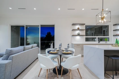 Kitchen Island Photo of 12881 104 Avenue, Surrey, BC