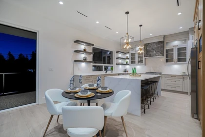 Kitchen Photo of 12881 104 Avenue, Surrey, BC