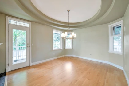 Kitchen Island Photo of 18032 98 Avenue, Surrey, BC