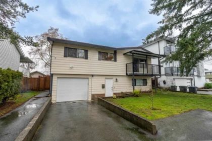 Backyard Photo of 13933 90a Avenue, Surrey, BC