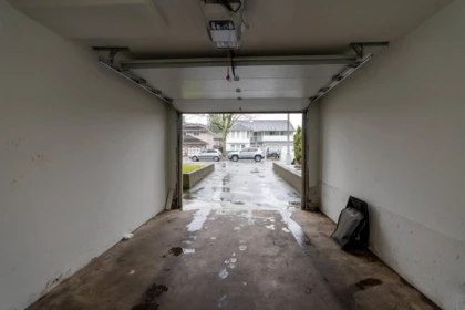 Staircase Photo of 13933 90a Avenue, Surrey, BC