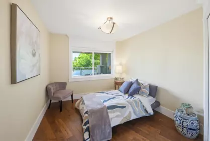 Laundry Room Photo of 305 15150 29a Avenue, Surrey, BC