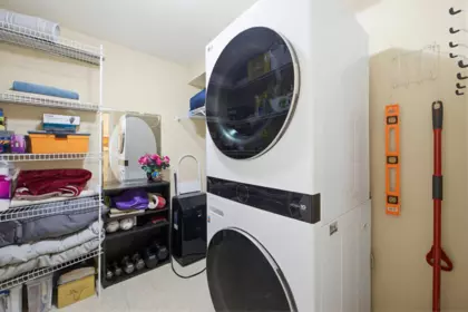 Mudroom Photo of 305 15150 29a Avenue, Surrey, BC