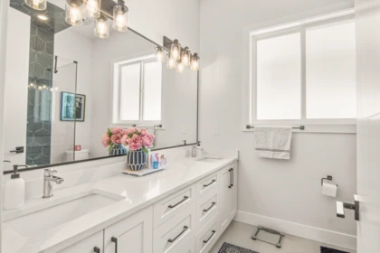 Powder Room Photo of 51160 Charlotte Place, Chilliwack, BC