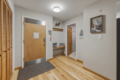 Entry Foyer Photo of 230 3309 Ptarmigan Place, Whistler, BC