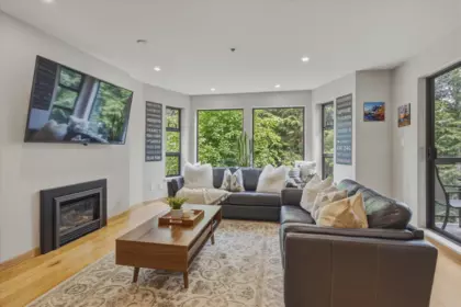 230 3309 Ptarmigan Place, Whistler, BC, Whistler — Apartment/Condo for sale
