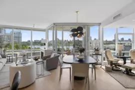801 633 Kinghorne Mews, Vancouver, BC