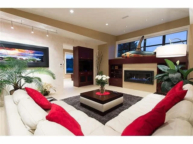 Living Room Photo of 944 Beaconsfield Road, North Vancouver, BC