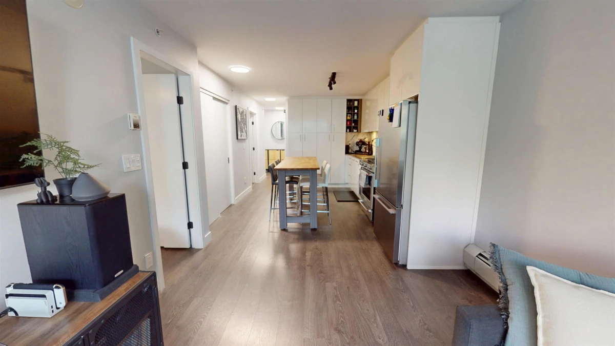 Family Room Photo of 201 231 E Pender Street, Vancouver, BC