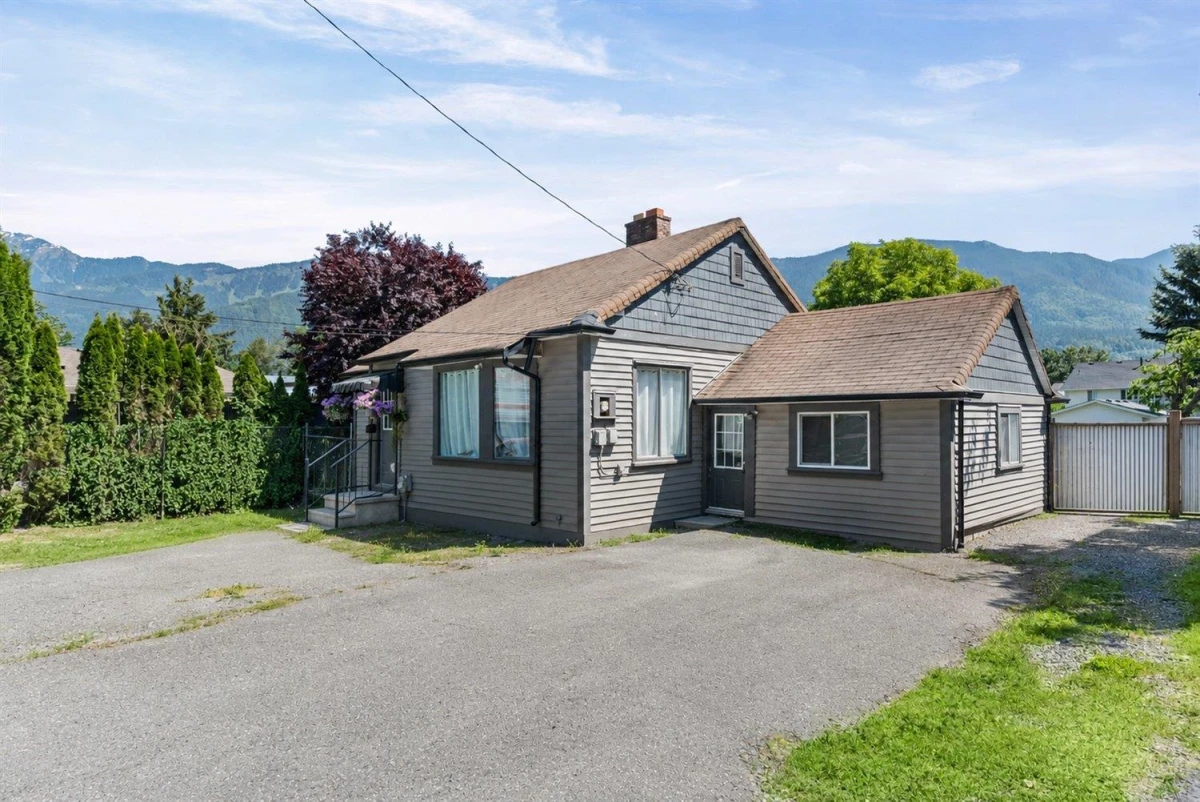 Exterior Rear Photo of 50970 Yale Road, Rosedale, BC